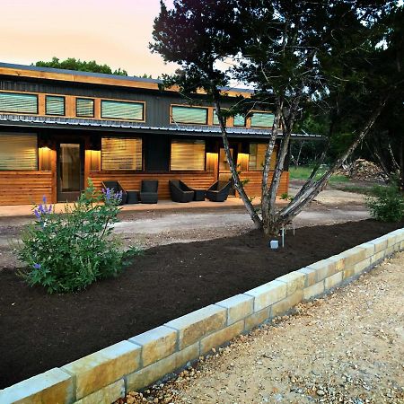Green Acres Cottages - New Braunfels Suite Вімберлі Екстер'єр фото